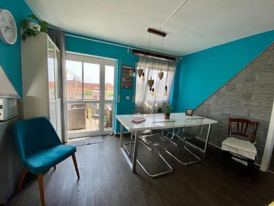 Apartment Light Flow Stylish Attic House. M. Balcony *